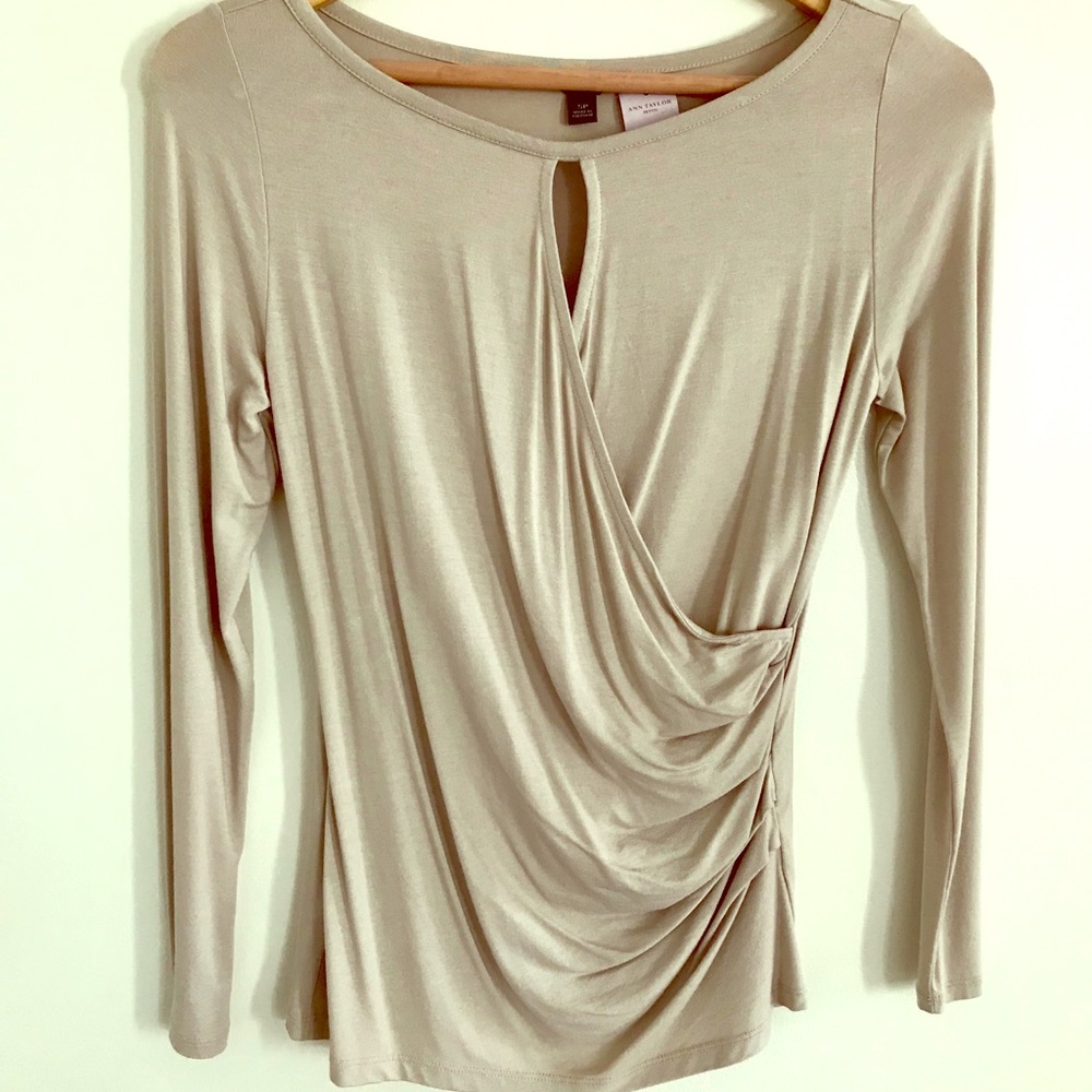 Ann Taylor Petite long sleeve top